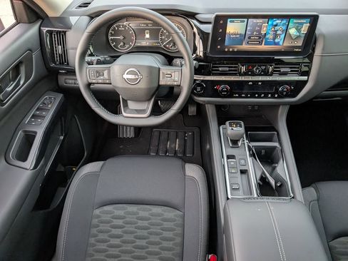 New 2026 Nissan Pathfinder SV FWD image 9