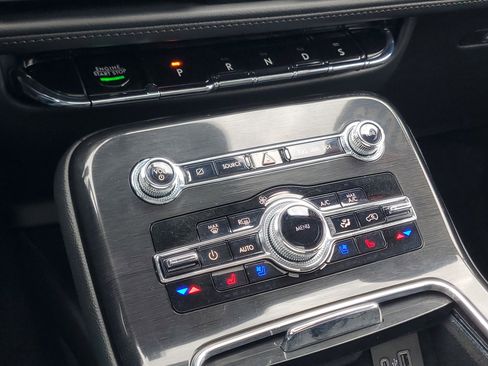 Certified 2023 Lincoln Nautilus Reserve AWD/4WD image 19