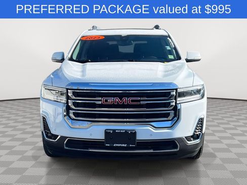 Used 2023 GMC Acadia SLT w/ Preferred Package image 2