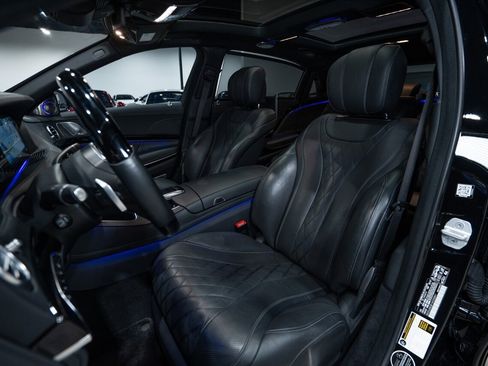Used 2018 Mercedes-Benz Maybach S 560 4MATIC image 20