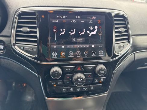 Used 2020 Jeep Grand Cherokee Limited image 8