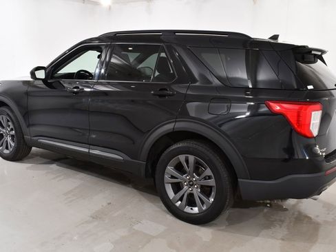 Used 2023 Ford Explorer XLT w/ Equipment Group 202A image 15