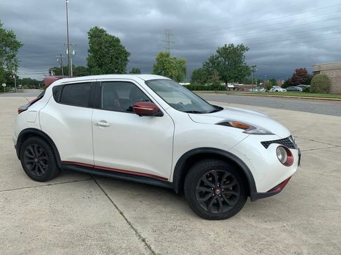 Used 2015 Nissan Juke SL AWD/4WD image 4