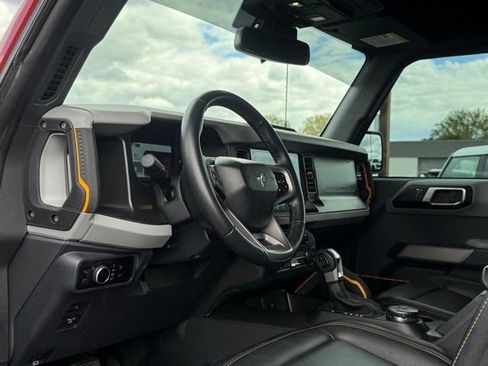 Certified 2023 Ford Bronco Badlands w/ Sasquatch Package AWD/4WD image 14