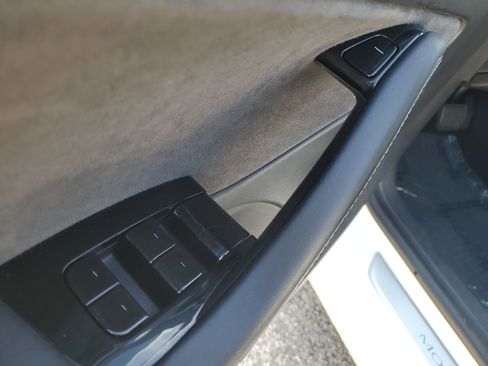 Used 2020 Tesla Model 3 Standard Range image 15