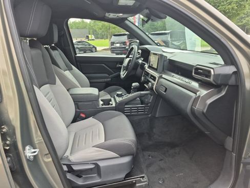 Used 2026 Toyota Tacoma TRD Off-Road AWD/4WD image 16