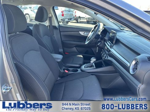 Used 2024 Kia Forte LXS image 19