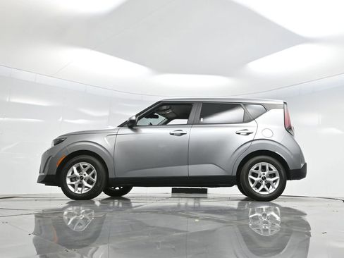 Used 2024 Kia Soul LX w/ Option Group 015 image 58