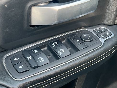 Used 2024 RAM 2500 Big Horn w/ Bed Utility Group image 13