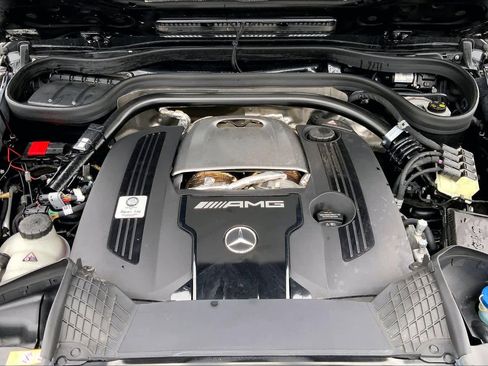 Certified 2025 Mercedes-Benz G 63 AMG 4MATIC image 32