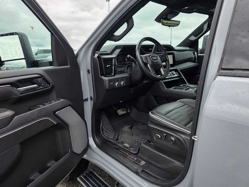 Certified 2024 GMC Sierra 2500 AT4X w/ AT4X AEV Edition AWD/4WD image 19