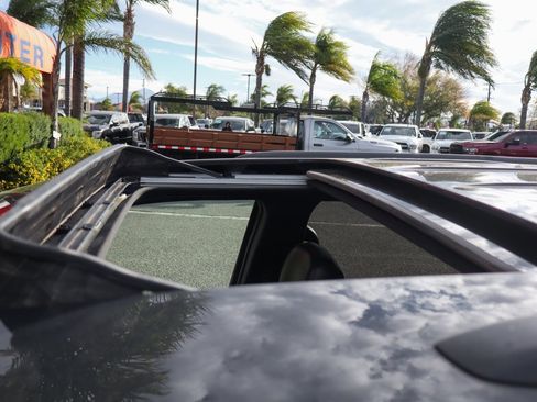 Used 2018 Jeep Grand Cherokee Altitude image 26