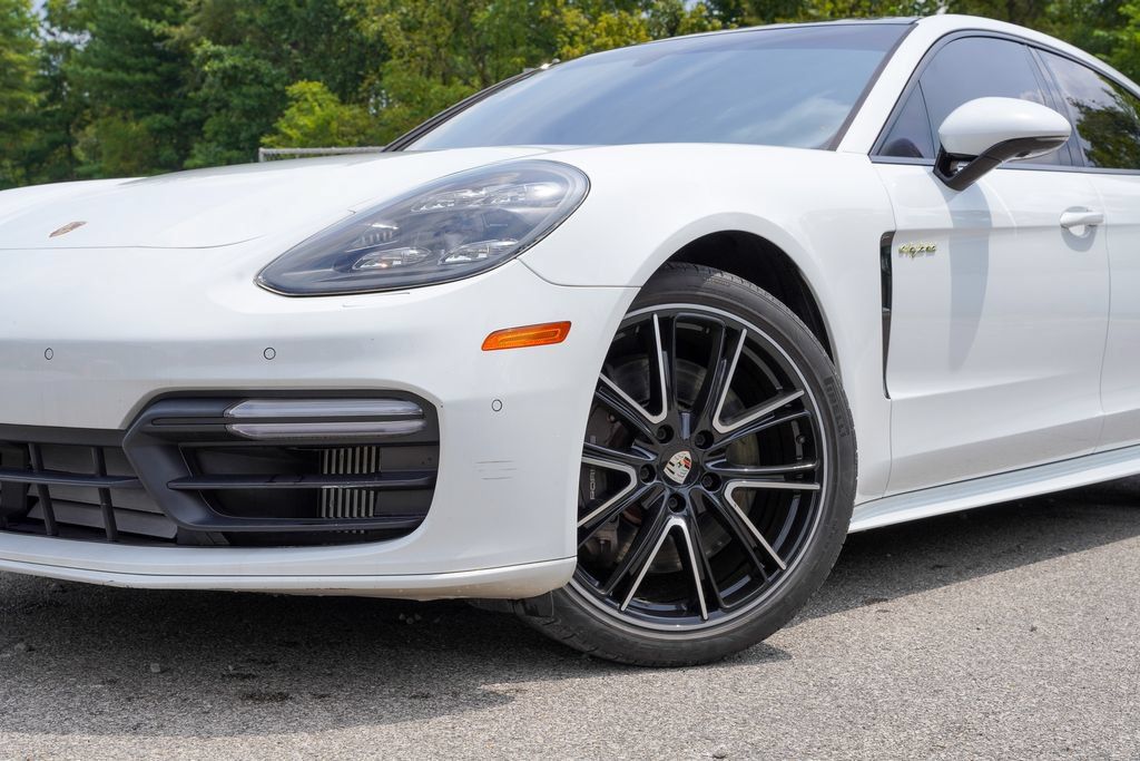 Used 2020 Porsche Panamera 4 AWD/4WD image 3