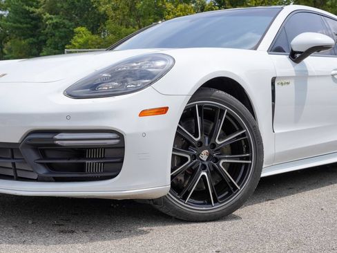 Used 2020 Porsche Panamera 4 AWD/4WD image 3