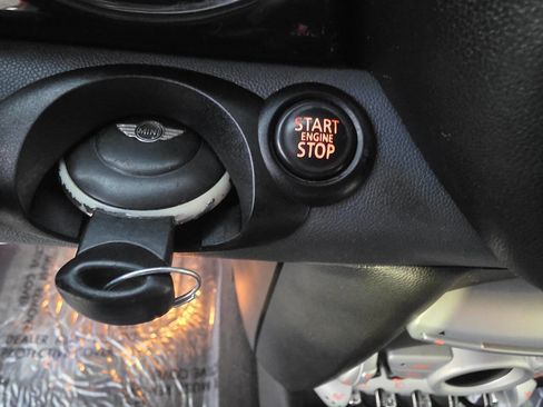 Used 2008 MINI Cooper Hardtop w/ Premium Pkg image 32