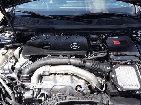 Used 2025 Mercedes-Benz CLA 250 image 36