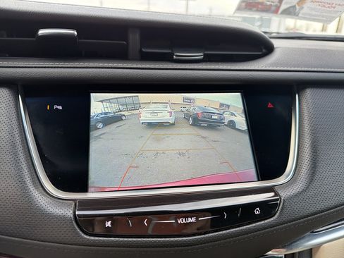 Used 2019 Cadillac XT5 Luxury image 18