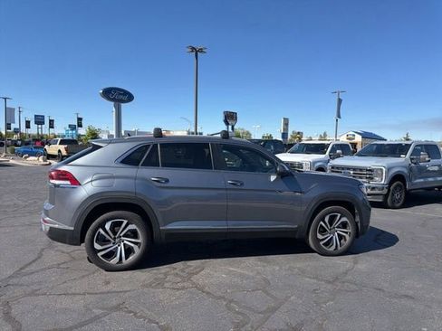 Used 2022 Volkswagen Atlas Cross Sport SEL AWD/4WD image 4