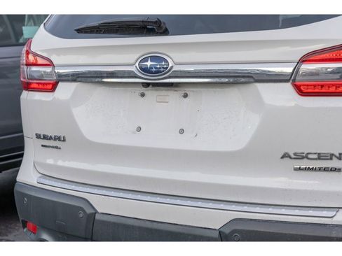 Used 2021 Subaru Ascent Limited w/ Technology Package image 3