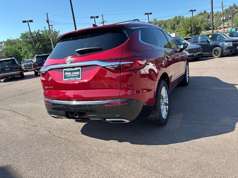 Used 2020 Buick Enclave Essence w/ Sound and Sites Package AWD/4WD image 20