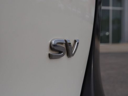 Used 2020 Nissan Rogue Sport SV FWD image 18