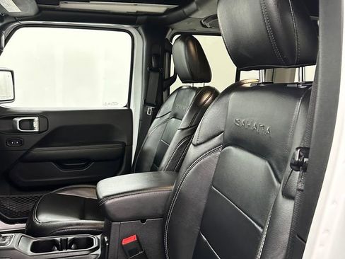 Used 2021 Jeep Wrangler Unlimited Sahara w/ Uconnect 4C Nav & Sound Group image 12