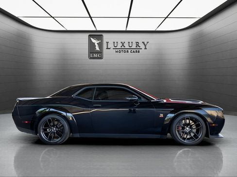 Used 2023 Dodge Challenger R/T Scat Pack RWD image 9