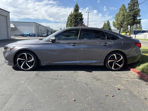 Used 2020 Honda Accord Sport image 8