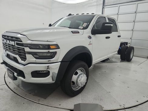 New 2026 RAM 4500 Tradesman w/ Chrome Appearance Group image 4
