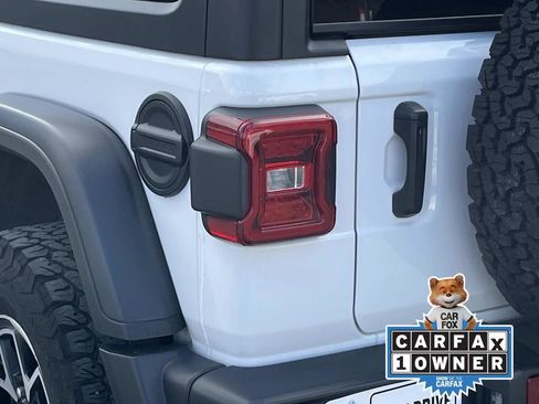 Used 2025 Jeep Wrangler Rubicon image 5