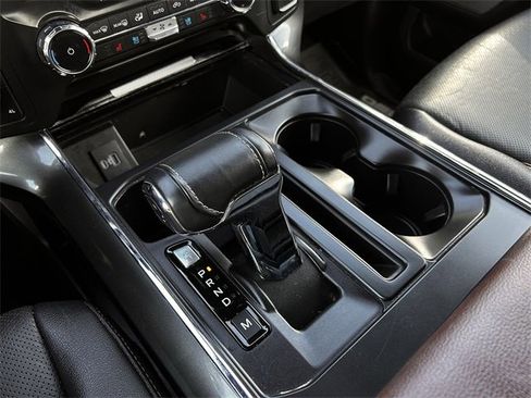 Used 2022 Ford F150 Lariat image 22