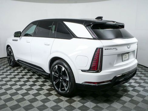 Used 2025 Cadillac Escalade IQ Sport 1 w/ Smart Trailering package AWD/4WD image 29