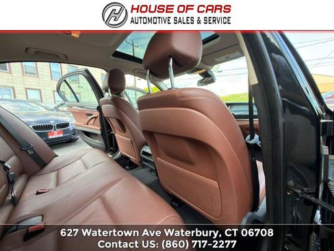 Used 2015 BMW 528i xDrive Sedan AWD/4WD image 40