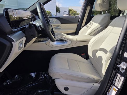Used 2025 Mercedes-Benz GLE 350 4MATIC image 10