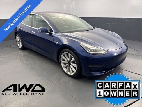 Used 2018 Tesla Model 3 Performance image 11