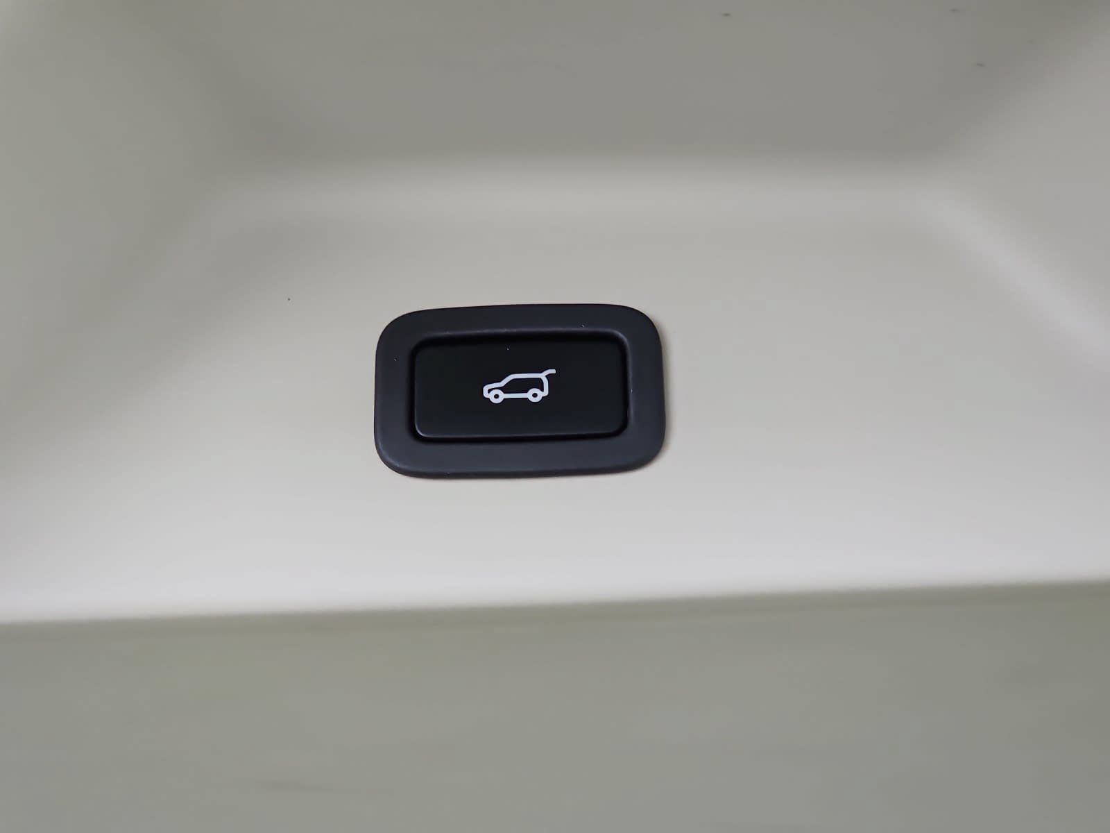 Used 2017 Land Rover Range Rover Long Wheelbase Supercharged AWD/4WD image 13