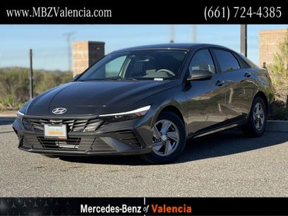 Used 2025 Hyundai Elantra SE