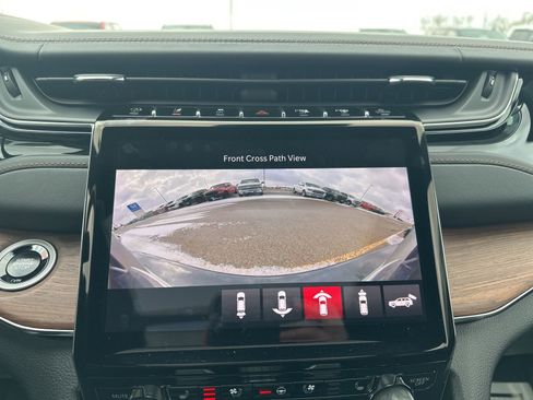 Used 2024 Jeep Grand Cherokee Summit w/ Luxury Tech Group V image 78