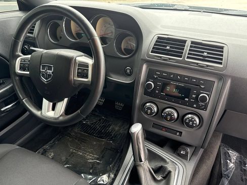 Used 2012 Dodge Challenger R/T RWD image 30