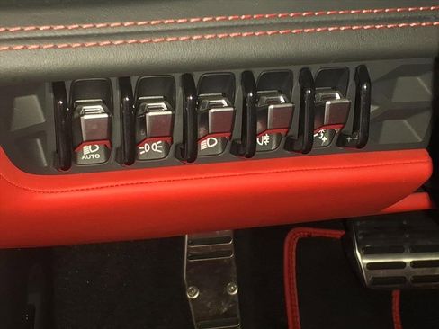 Used 2018 Lamborghini Huracan LP 580-2 image 17