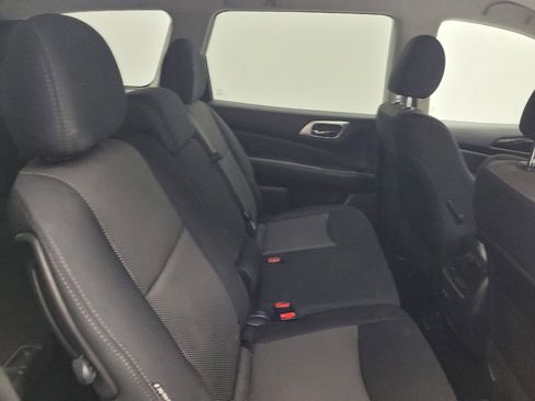 Used 2019 Nissan Pathfinder SV FWD image 19