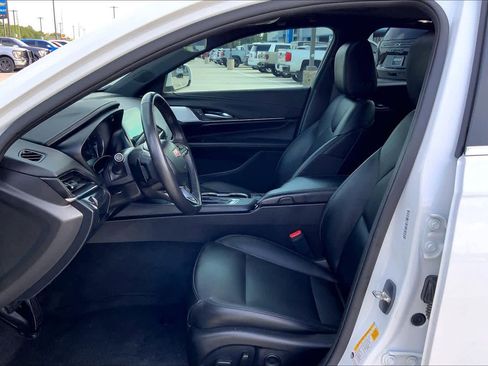 Used 2023 Cadillac CT4 Luxury w/ Sun And Sound Package RWD image 8