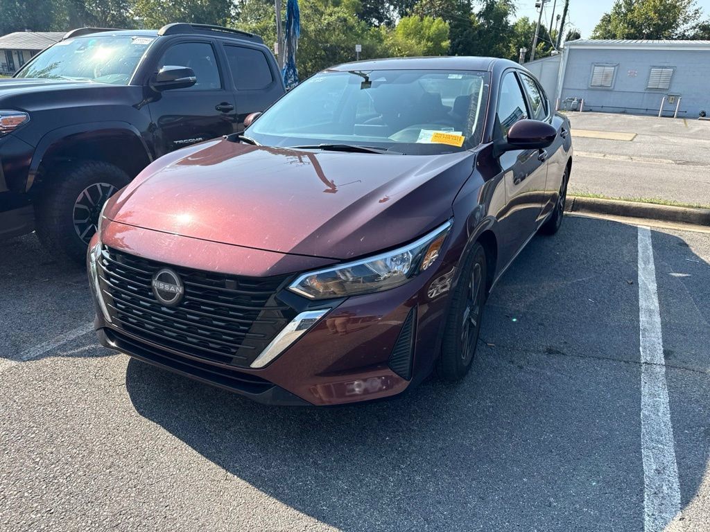 Used 2025 Nissan Sentra SV FWD image 1