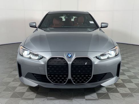 Used 2023 BMW 530i w/ Executive Package image 5