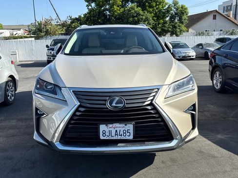 Used 2019 Lexus RX 350 FWD w/ Navigation Package image 2