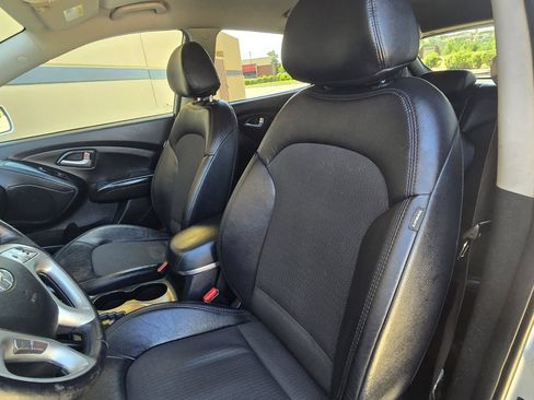 Used 2013 Hyundai Tucson GLS AWD/4WD image 13