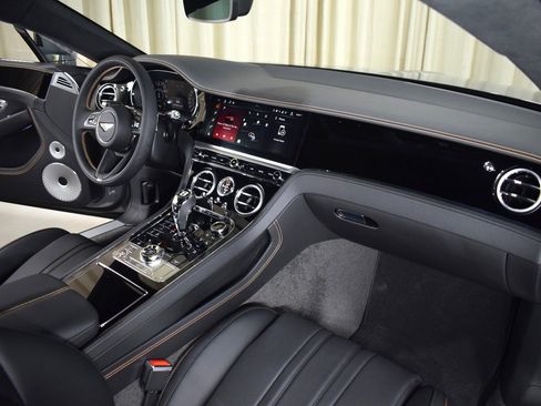 New 2025 Bentley Continental GT image 22