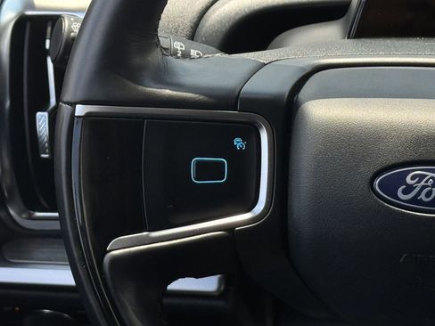 Used 2025 Ford Expedition Platinum AWD/4WD image 15