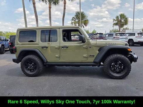 Certified 2025 Jeep Wrangler Willys AWD/4WD image 8