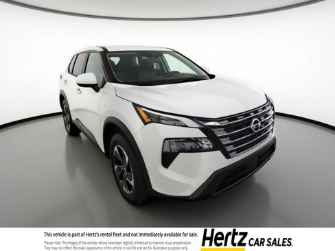 Used 2025 Nissan Rogue SV image 1